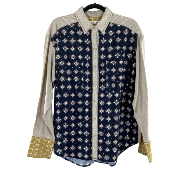 Free People We The Free Women’s Navy and Beige Patterned Button Down Shirt M - Picture 4 of 13